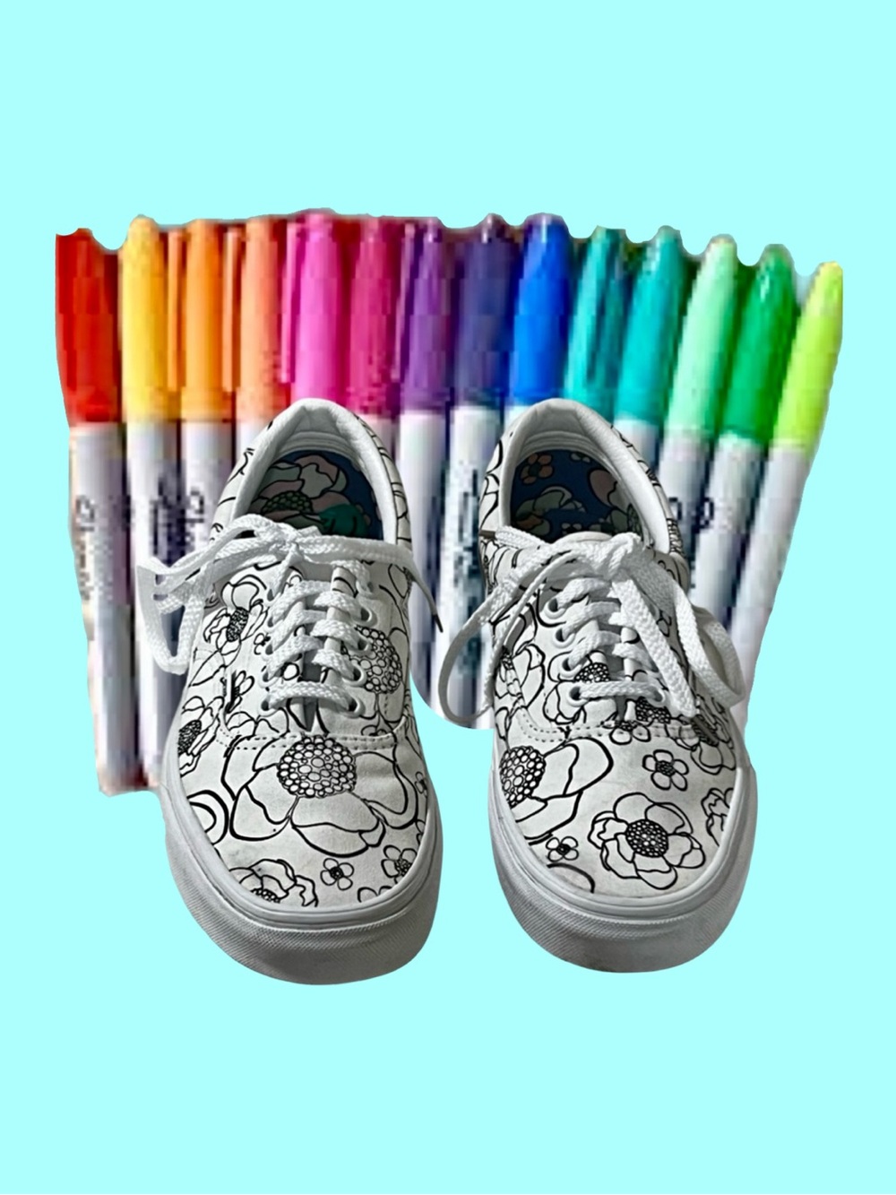 Vans Era U-Color White Floral Doodle Lace-Up Sneakers Women Size 9